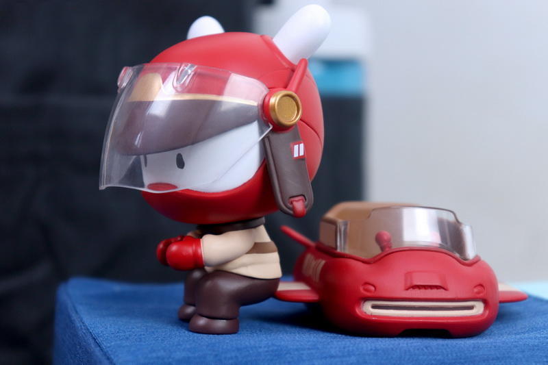 小米十周年来自未来的朋友盲盒开箱 不给开飞机 我就蜜汁模样 腾讯新闻