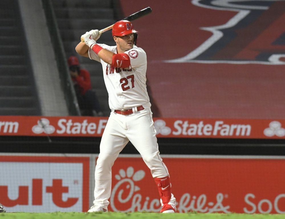 特劳特生涯300轰达成 超越萨蒙成为天使队史本垒打王