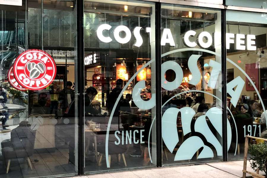 在星巴克宣布关闭400家门店后，COSTA也迎来了关闭门店的趋势。