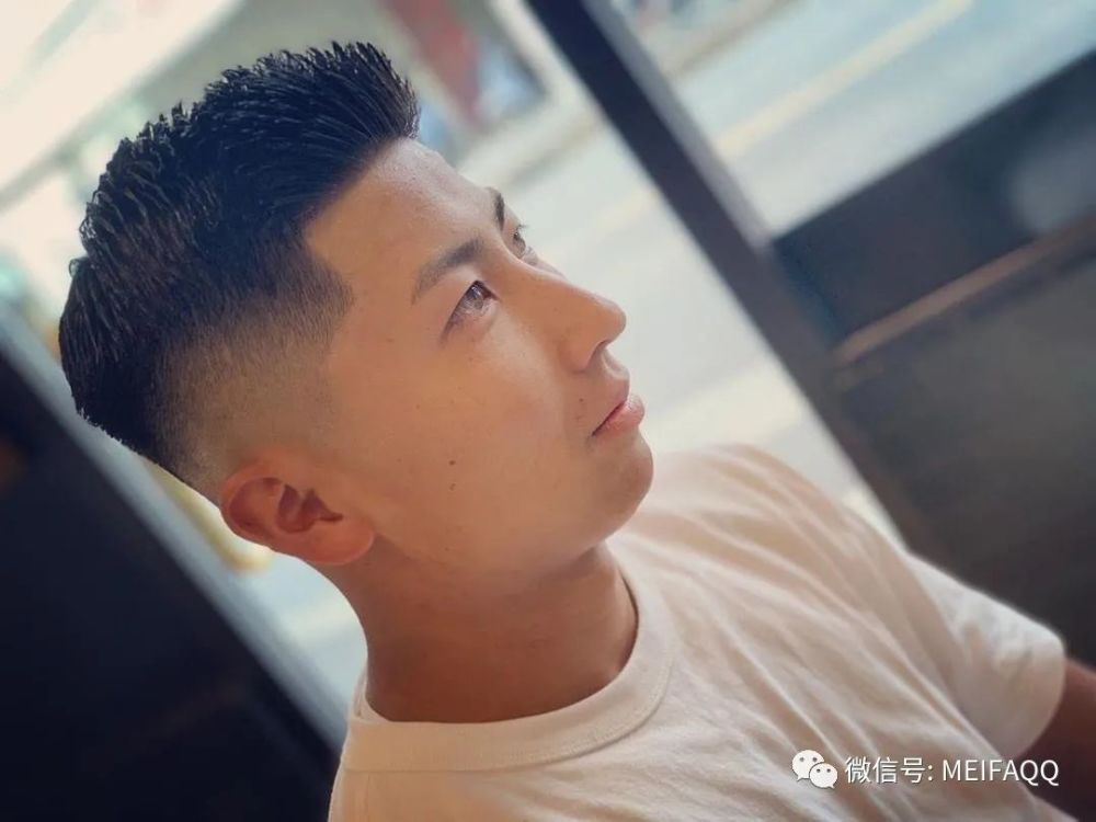 超帅男生发型,这样剪,撩妹也变得简单了