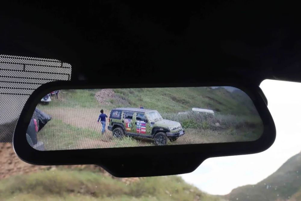 北京bj40|新款BJ40试驾：2.0T＋8AT＋四驱，同价位/同级别没对手
