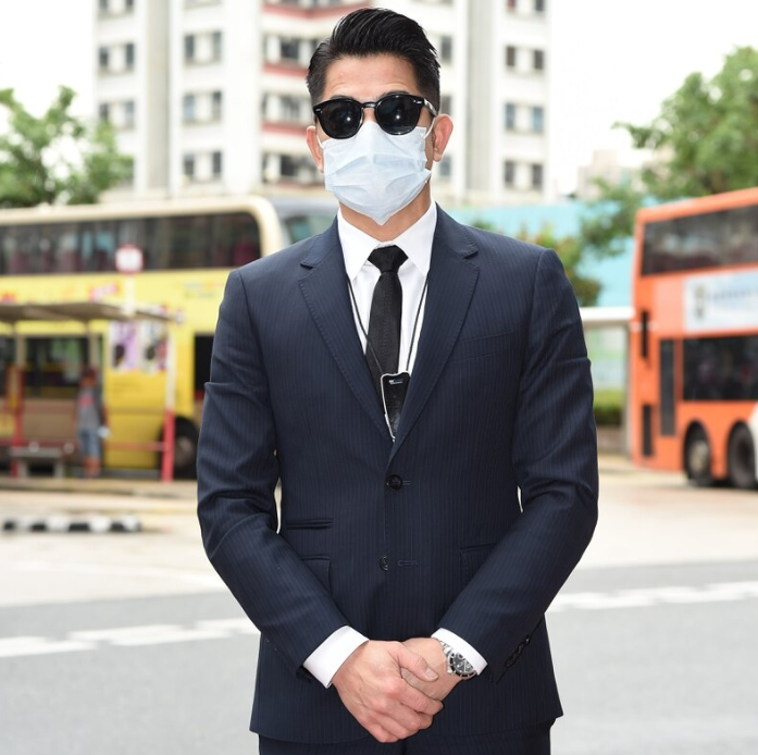 陈木胜|陈木胜将出殡，3大功夫巨星齐聚，洪金宝消瘦成龙憔悴甄子丹凝重