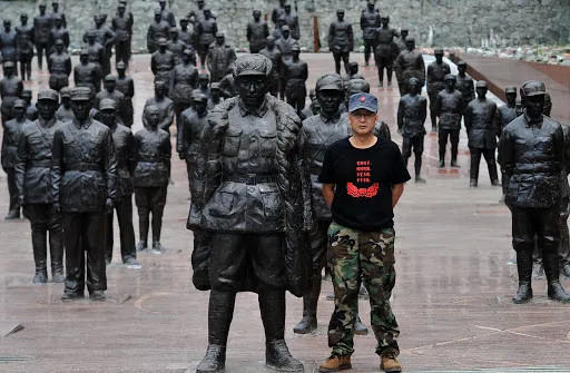 樊建川|四川前副市长，刚刚把051驱逐舰运回家当文物，中国最硬核军迷