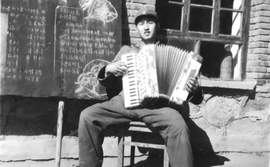 樊建川|四川前副市长，刚刚把051驱逐舰运回家当文物，中国最硬核军迷