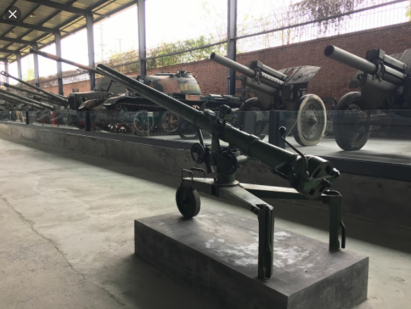 樊建川|四川前副市长，刚刚把051驱逐舰运回家当文物，中国最硬核军迷