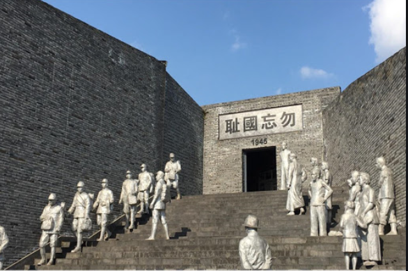 樊建川|四川前副市长，刚刚把051驱逐舰运回家当文物，中国最硬核军迷