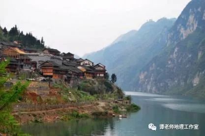 重庆|【玩转地理】重庆为啥叫“山城”？重庆的最东南西北位于哪儿？