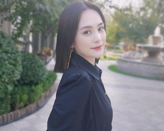 钟欣潼|阿娇因意外头部受伤后，前夫赖弘国晒出3张照片，暗含深意？