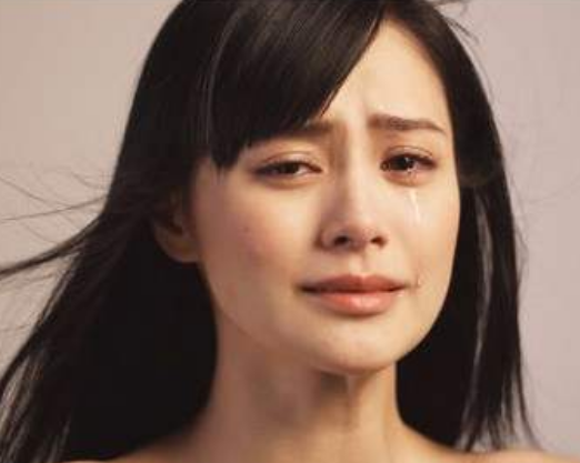 钟欣潼|阿娇因意外头部受伤后，前夫赖弘国晒出3张照片，暗含深意？