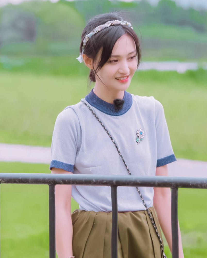 郑爽|张恒陷入合同纠纷，被执行限制消费，郑爽又被拖下水？