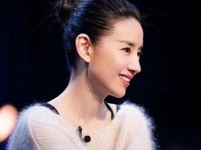 董洁|董洁比李小璐更令人唏嘘
