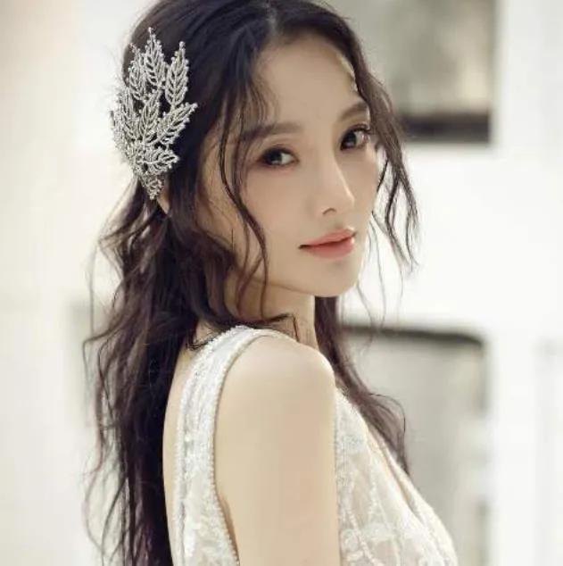 董洁|董洁比李小璐更令人唏嘘