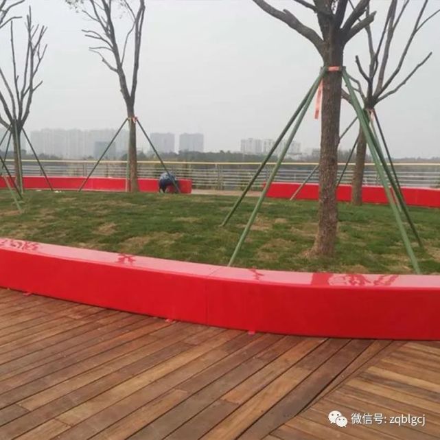 河北生产玻璃钢树池的专业厂家,玻璃钢种植树池生产过程,可根据图纸定制