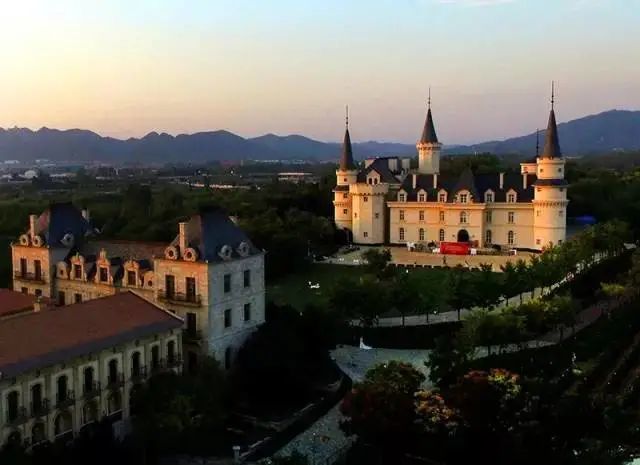 玫瑰情园|十一去北京密云玫瑰情园、人间花海大饱眼福！还可以听到“密云的纳西古乐”