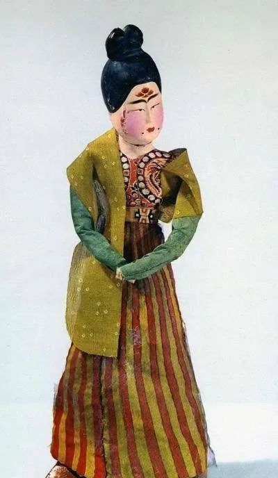 10道工序被称奢靡,千年历史遭毁灭式禁绝,揭秘扎染背后的故事