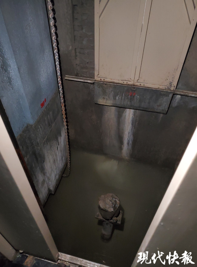 300多万买的新别墅地下室经常积水扬州奥园回应不能说施工质量没问题