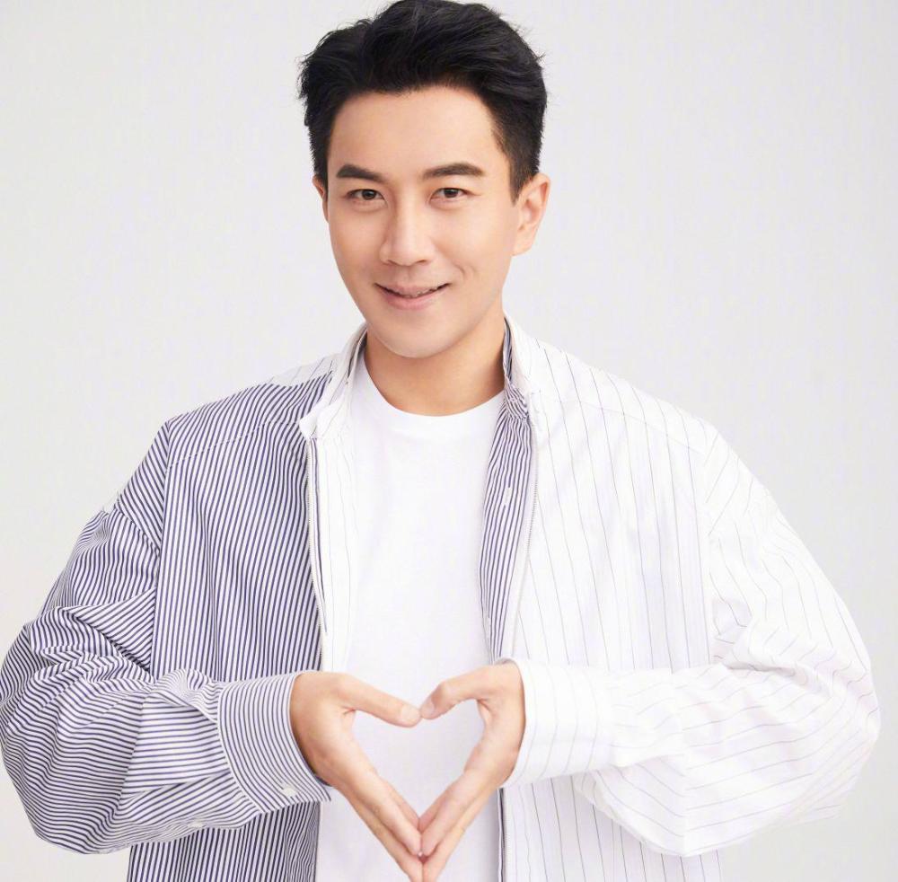 刘恺威|刘恺威正式开始复工，手臂血管凸起太惊人，与杨幂离婚后显得沧桑
