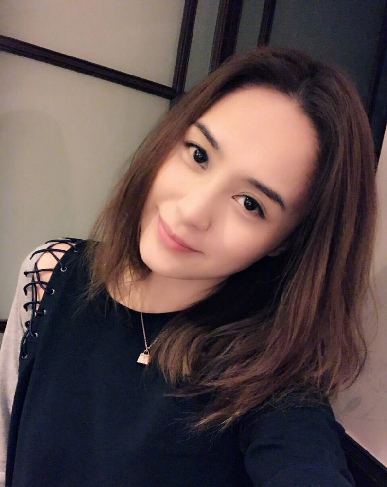 钟欣潼|阿娇受伤过程及住院照曝光，老板杨受成正式回应：需要做二次手术