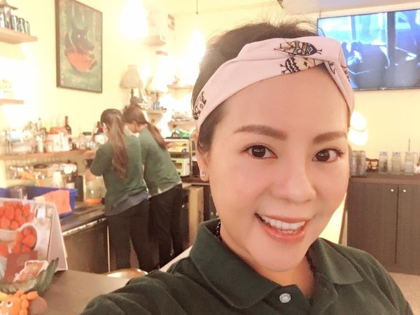 黄锦雯|48岁女星突然感慨想离婚，称老公十年没交钱，也不是生死之交