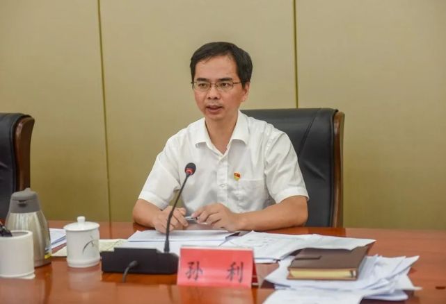 罗源67县政府常务会议召开