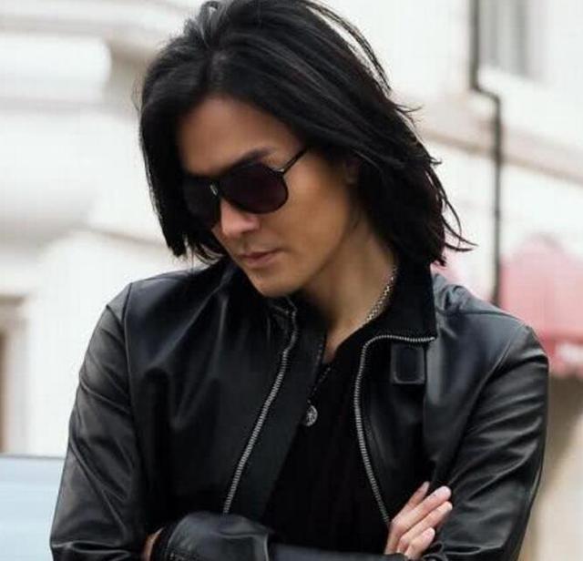 郑伊健|刘德华与他同框都黯然失色，当年的郑伊健到底有多帅？