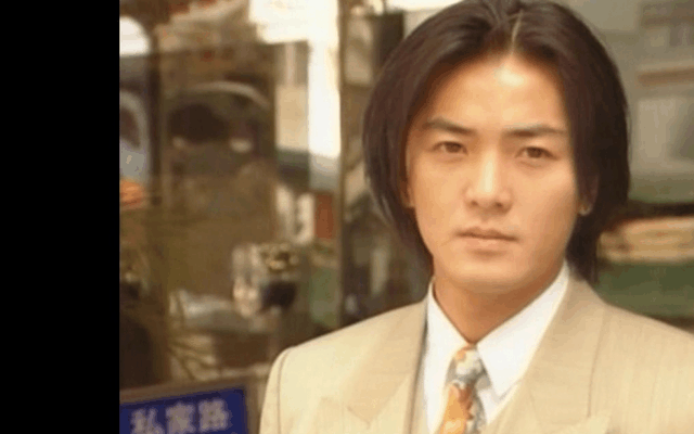 郑伊健|刘德华与他同框都黯然失色，当年的郑伊健到底有多帅？