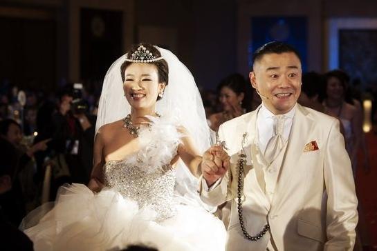 为了周立波离婚,还容忍自己父亲被打伤,张洁如今怎么样了?