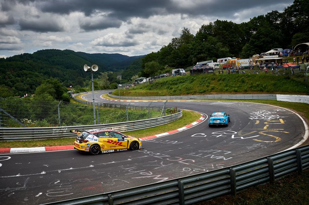 wtcr纽北赛道64个弯角极致挑战