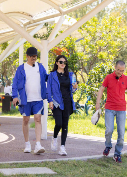 李湘|想不明白李湘为啥不离婚？或许大家一直低估了她对出轨的容忍度……
