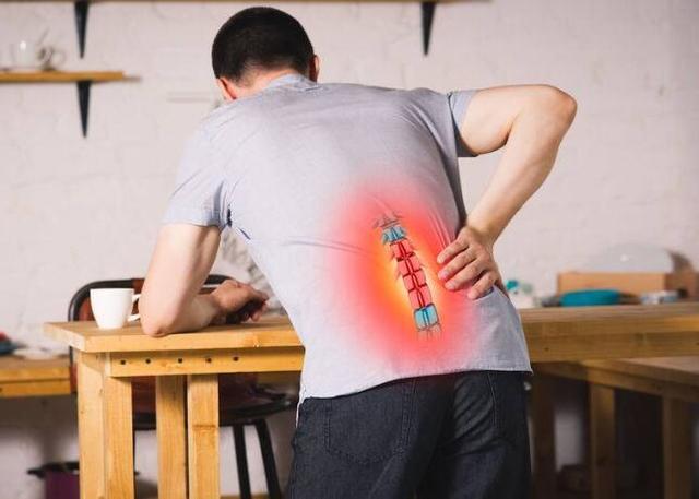 二郎腿|长期跷二郎腿，这5大危害不请自来，若你有，赶紧改掉吧！