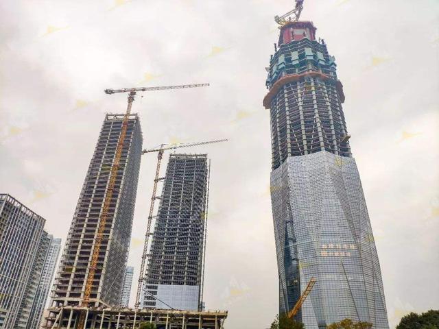 幢幢高楼平地起这座高达468米的高楼将成为成都的新地标