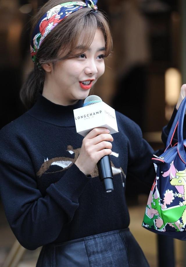 李尖尖太甜了休闲装穿出少女感减龄效果也是杠杠的