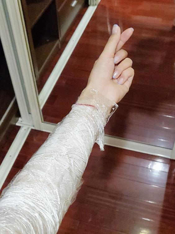孙怡|为了瘦太拼？孙怡全身裹保鲜膜宛如木乃伊，小腿比普通人胳膊还细