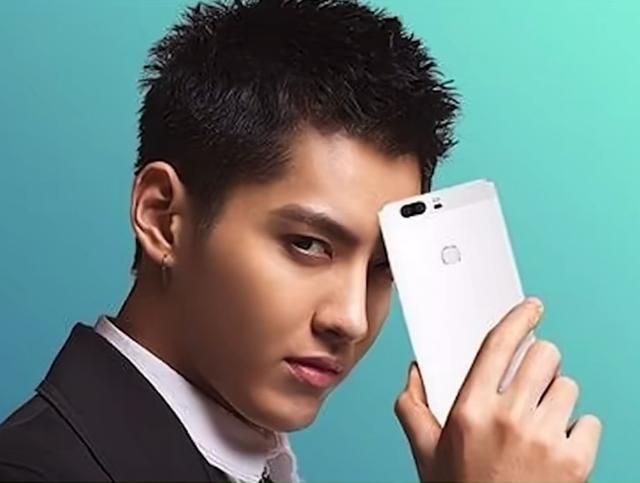 原来华为请过这么多明星来代言手机,数量不比oppo的少_腾讯新闻