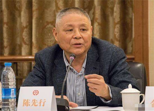 聊复集·怪症汇纂|清宫御医的手稿现世，估价2.16亿，网友：字迹要甩现代医生几条街