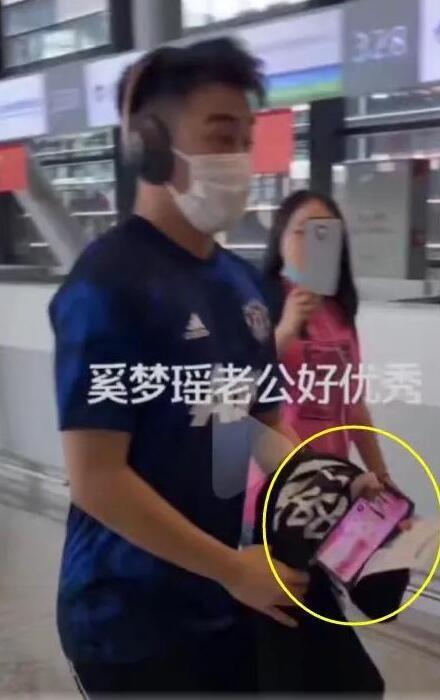 何猷君|何猷君王嘉尔合伙搞电竞，奚梦瑶拍广告捞金，夫妻合力赚奶粉钱