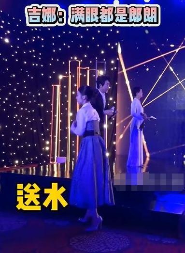 吉娜|吉娜为1岁宠物兔庆生，郎朗弹钢琴助兴，幸福温馨像一家三口