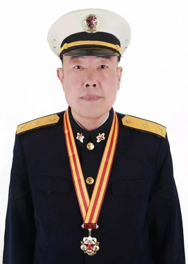 1971年中国海军037型猎潜艇在南海逼出美军核潜艇真相揭秘