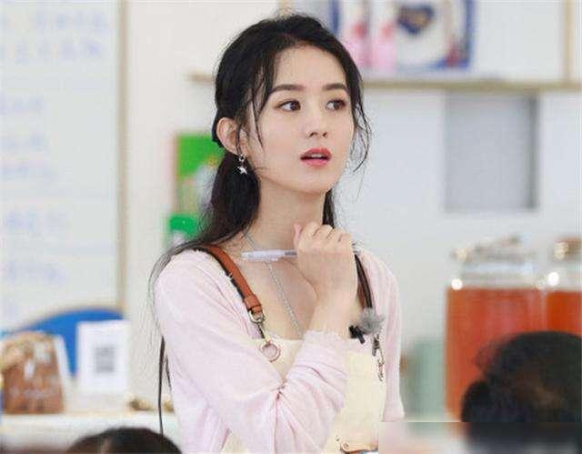 王一博|8月艺人热度榜：王一博第一，易烊千玺第十，杨超越“女星最强”