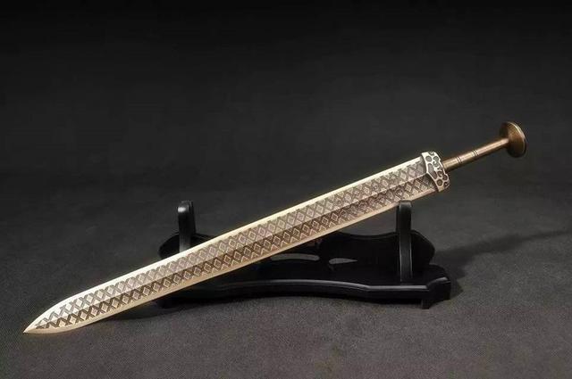 秦国到底有多么强大看武器就知道轻松灭掉一个国家