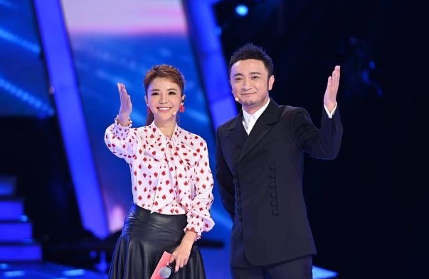 央视选秀综艺主持人难选康辉董卿不适合年轻主持人撑不起台面