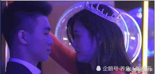 何猷君|何猷君屏幕壁纸溢出了他对奚梦瑶的专情程度！像奚梦瑶小迷弟！
