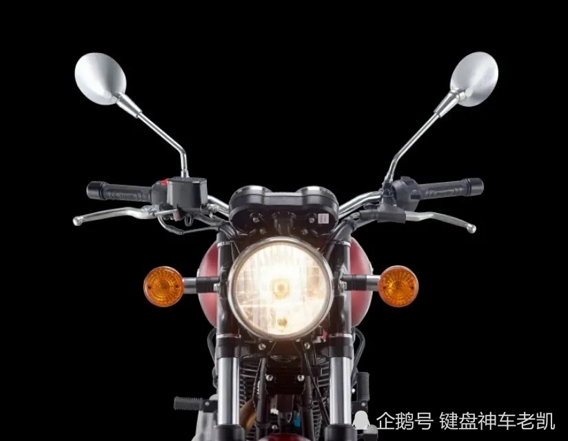 钱江又有新车曝光 这次贝纳利 帝国 款的500 250cc复古 极速摩托网