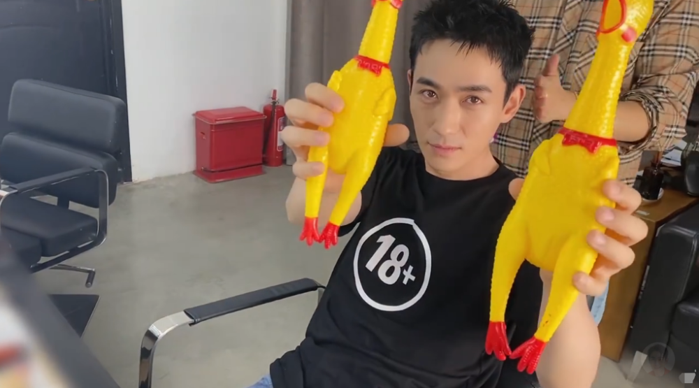 亲爱的自己|收视率破1！《亲爱的自己》旗开得胜，观众意见高度一致