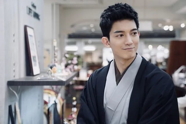 男神|担心！32岁台剧男神高度近视，患3种遗传性眼疾，再不手术恐失明