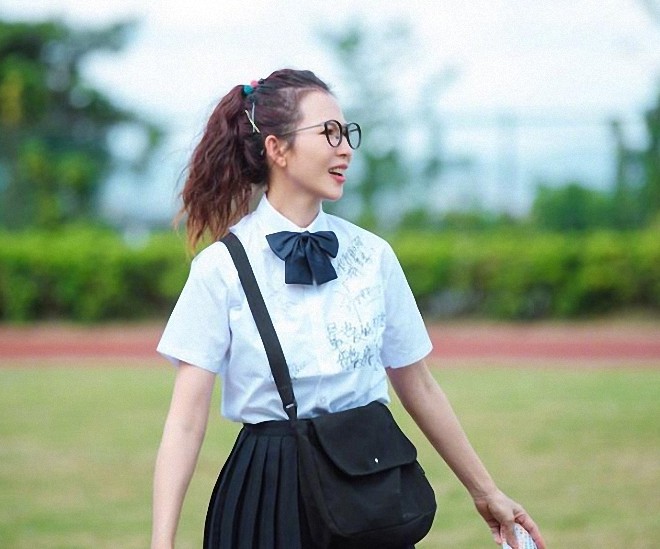 蔡少芬|46岁的她，在《妻子4》穿校服，太有画面感了？