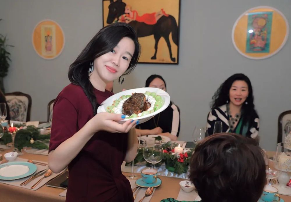 akiiiko|北京顺义妈妈的焦虑：生精英孩子，做全能管家，才能当得起优雅太太