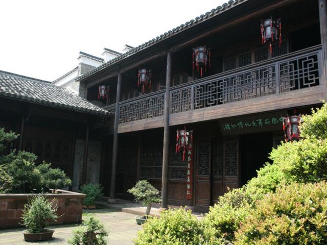 江西有座家族豪宅,曾有1440多间房,被誉为"江南故宫"