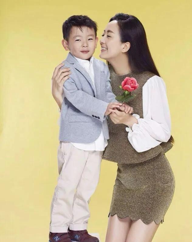 杨童舒|为保胎倒立一星期，6个月舍命产子，杨童舒戏外和陈婷反差大