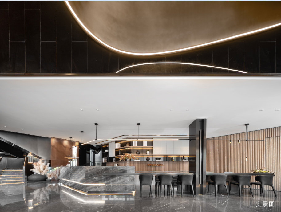 北京|1：1还原：京城“网红神盘”如何圈粉城市精英？